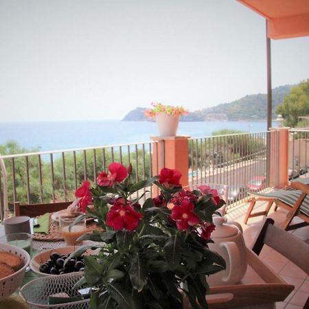 Poseidone Sea Apartment Taormina Mazzeo Eksteriør billede