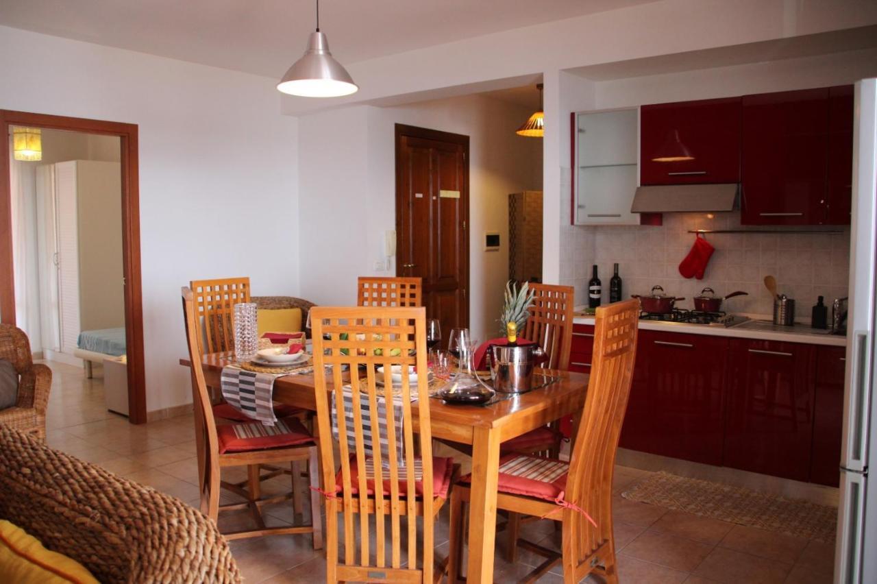 Poseidone Sea Apartment Taormina Mazzeo Eksteriør billede