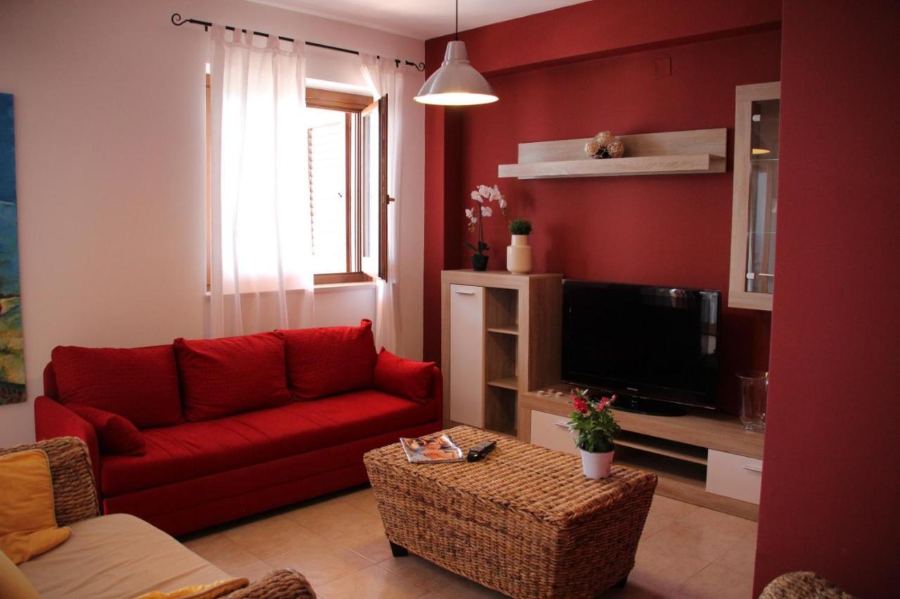 Poseidone Sea Apartment Taormina Mazzeo Eksteriør billede